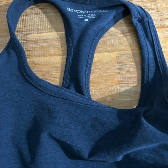 Beyond Yoga Tank Top - Picture 7 of 8